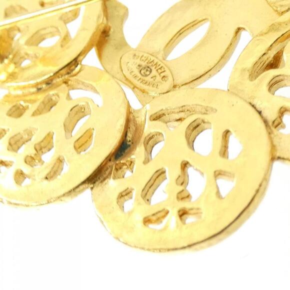 CHANEL Authentic Gold Brooch - Picture 4 of 4